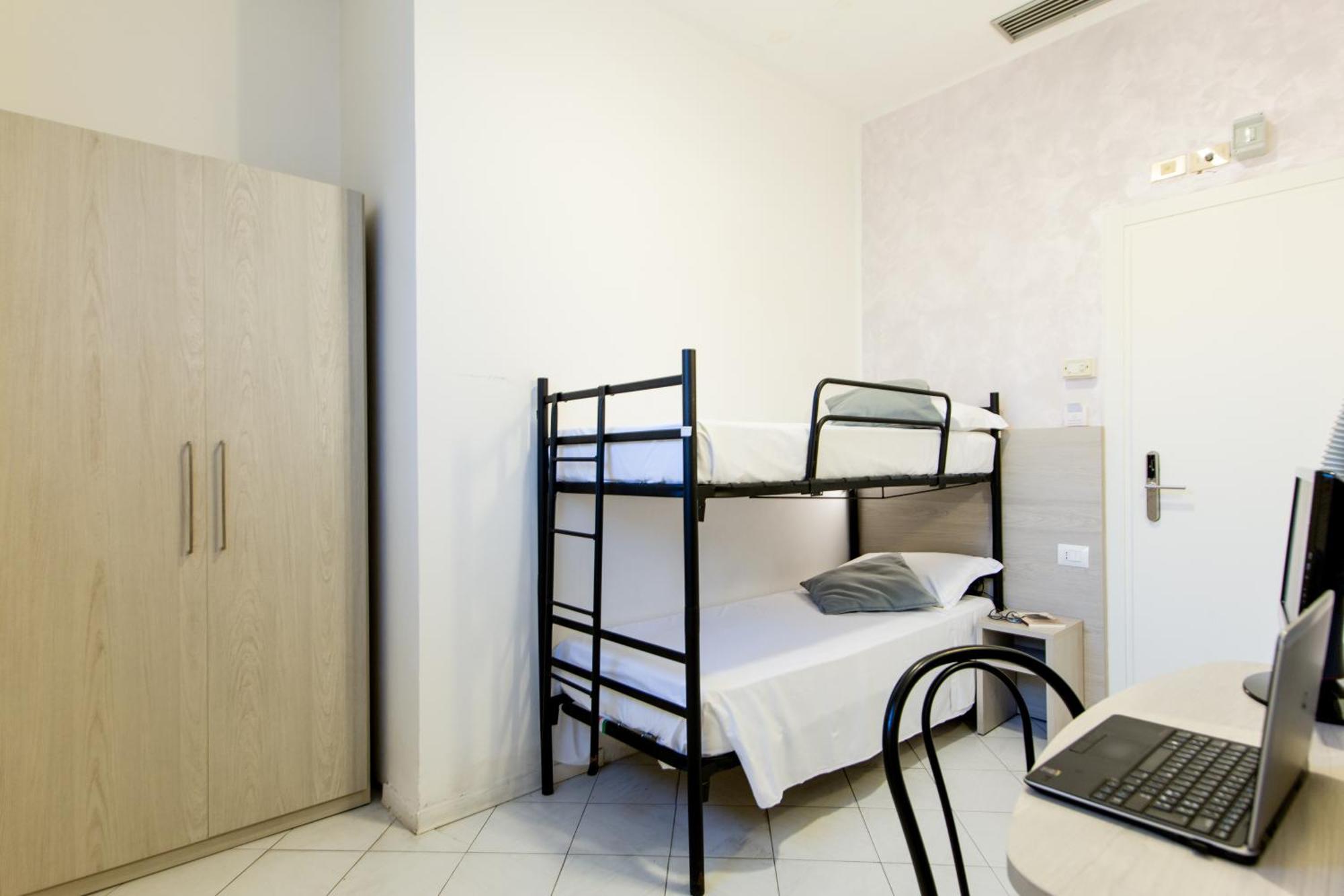 ריצ'יונה Hotel Marzia Con Piscina מראה חיצוני תמונה