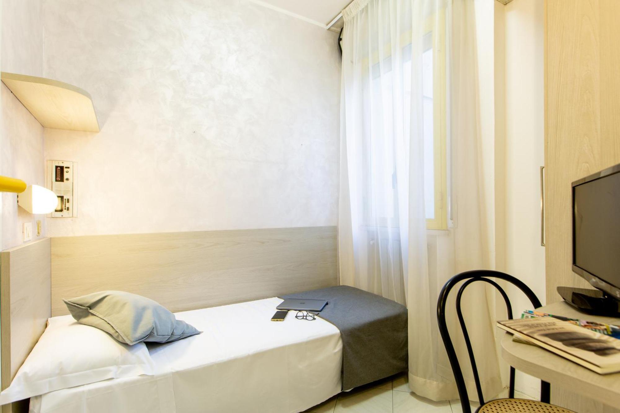 ריצ'יונה Hotel Marzia Con Piscina מראה חיצוני תמונה